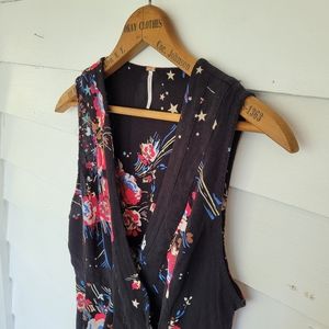 Free People Wrap Top with floral and starburst print Size Small